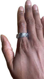 Curves Ring